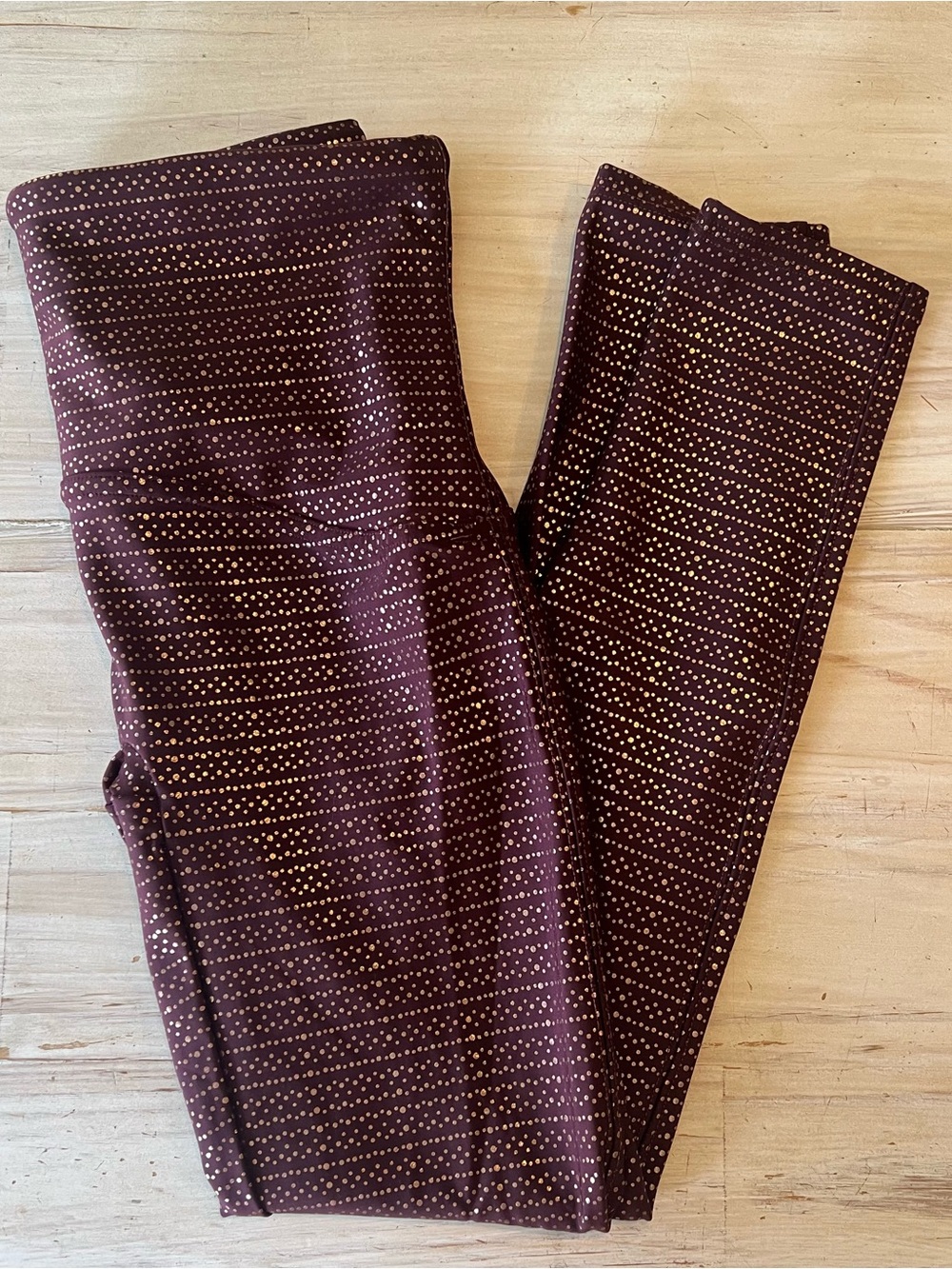 SPANX Maroon Leggings with Gold Dots